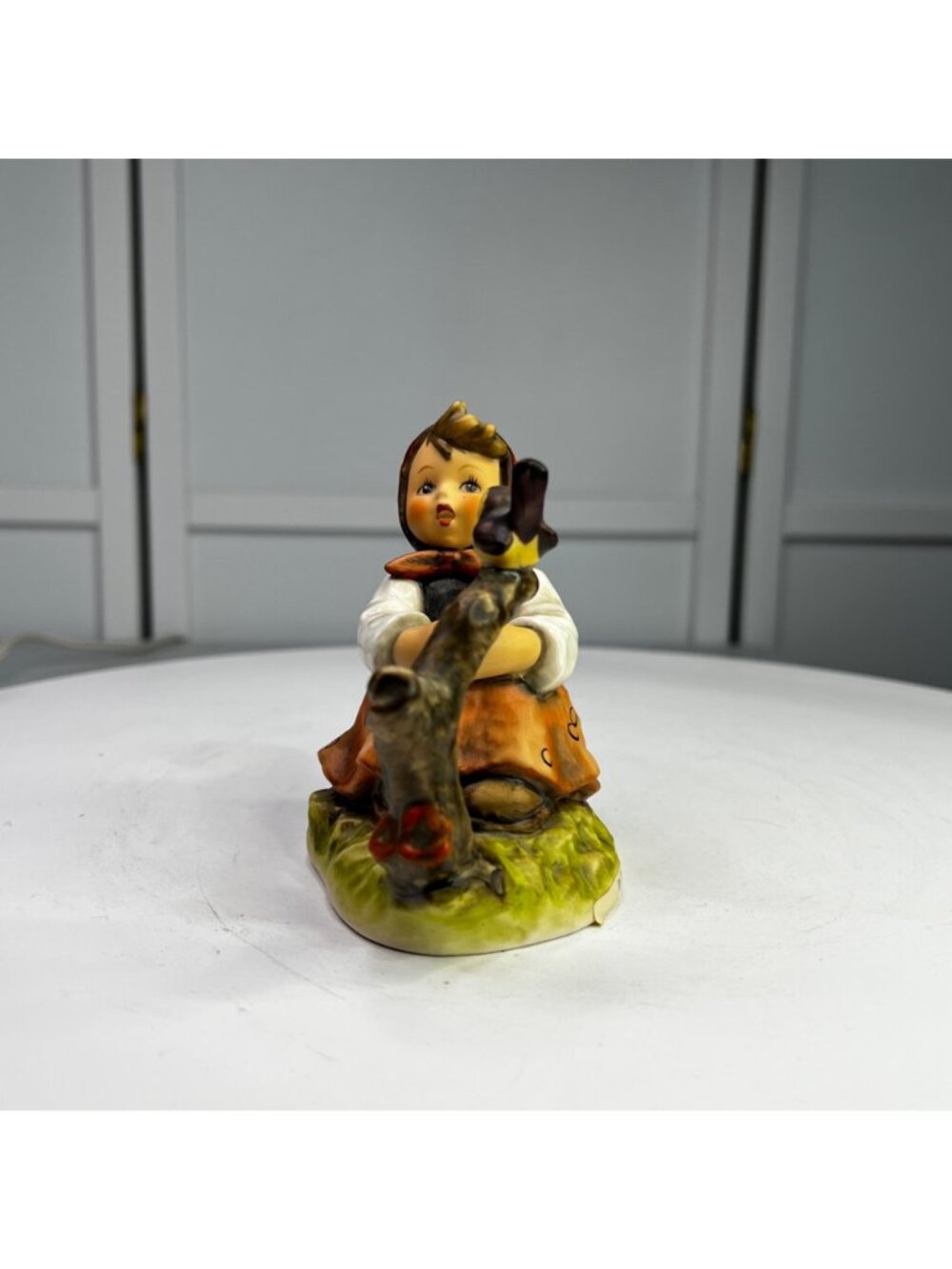 M.I. Hummel "In Tune" Vintage Figurine TMK-6 1970s 4" Collectible - Picture 3 of 11